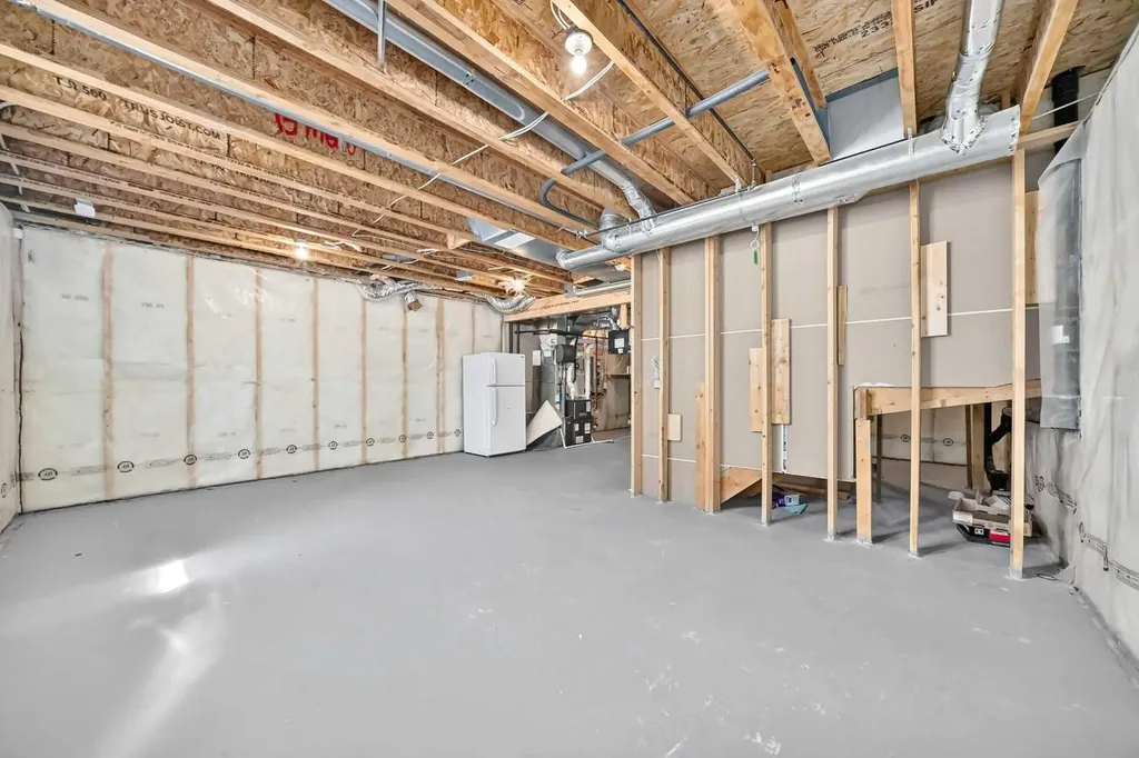 110 Crestbrook Way SW Calgary AB T3B 6H1