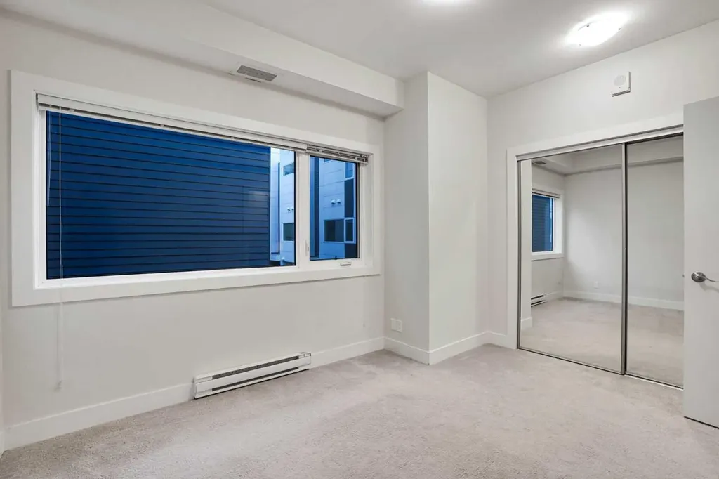 20 Brentwood Common NW Calgary AB T2L 2L7