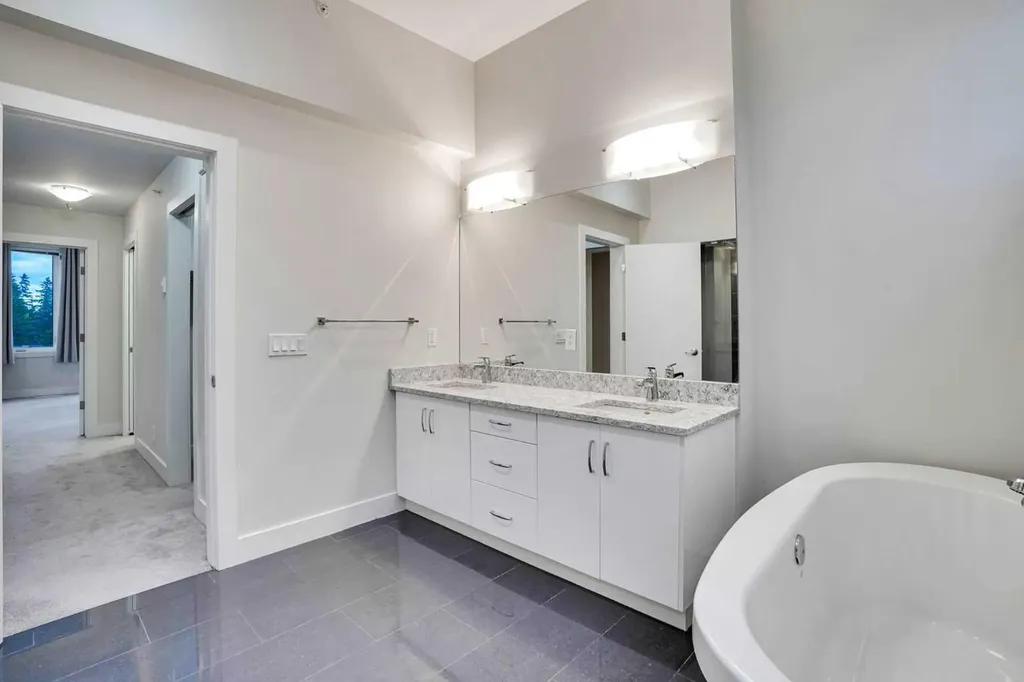 20 Brentwood Common NW Calgary AB T2L 2L7