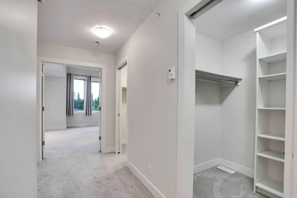 20 Brentwood Common NW Calgary AB T2L 2L7