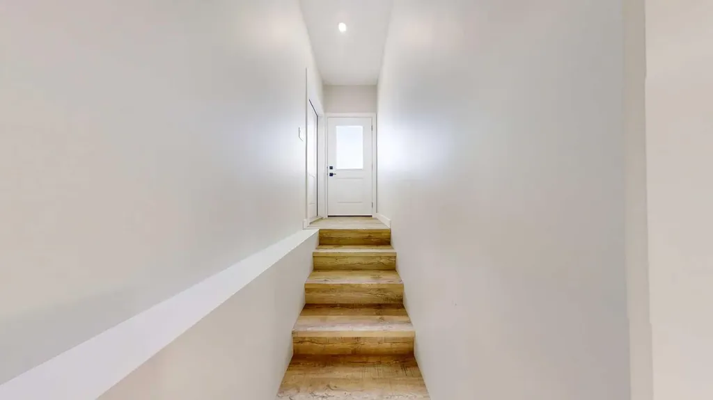 9513 114 Avenue Clairmont AB T8X0W7