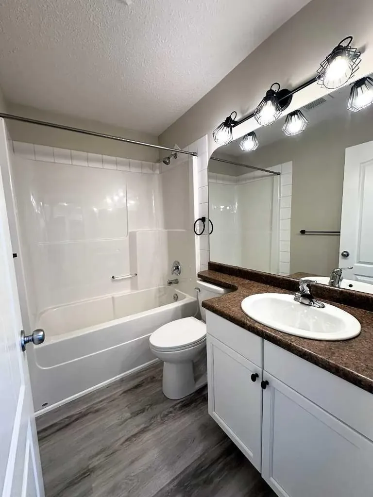9005 94a Avenue Grande Prairie AB T8X0A2