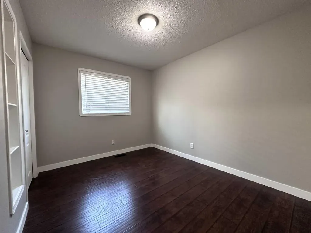 9005 94a Avenue Grande Prairie AB T8X0A2