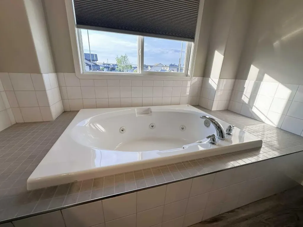 9005 94a Avenue Grande Prairie AB T8X0A2