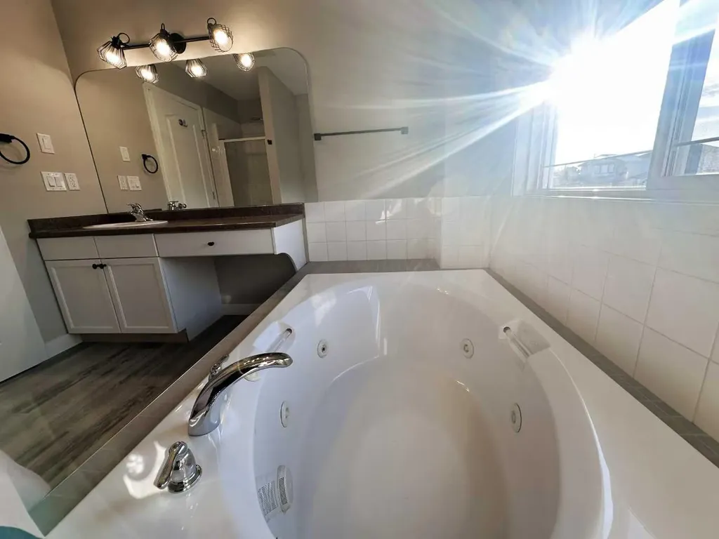 9005 94a Avenue Grande Prairie AB T8X0A2