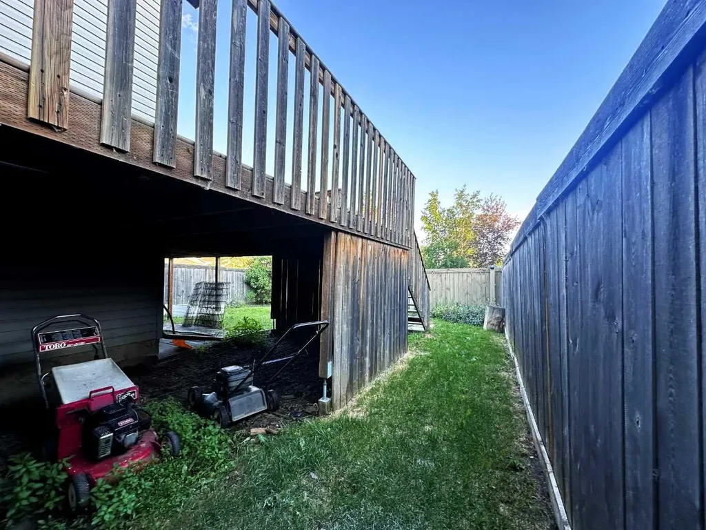 9005 94a Avenue Grande Prairie AB T8X0A2