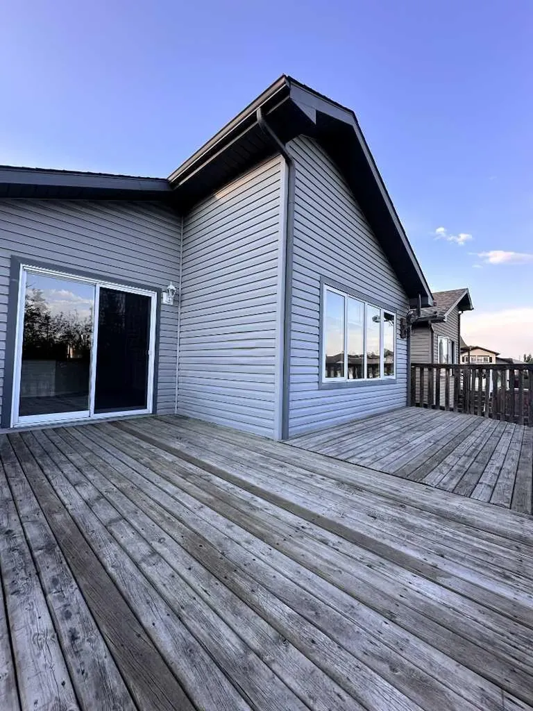 9005 94a Avenue Grande Prairie AB T8X0A2