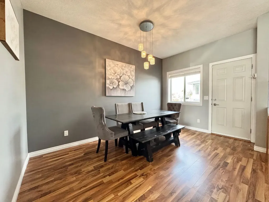 9 Leedy Drive Whitecourt AB T7S 1X2