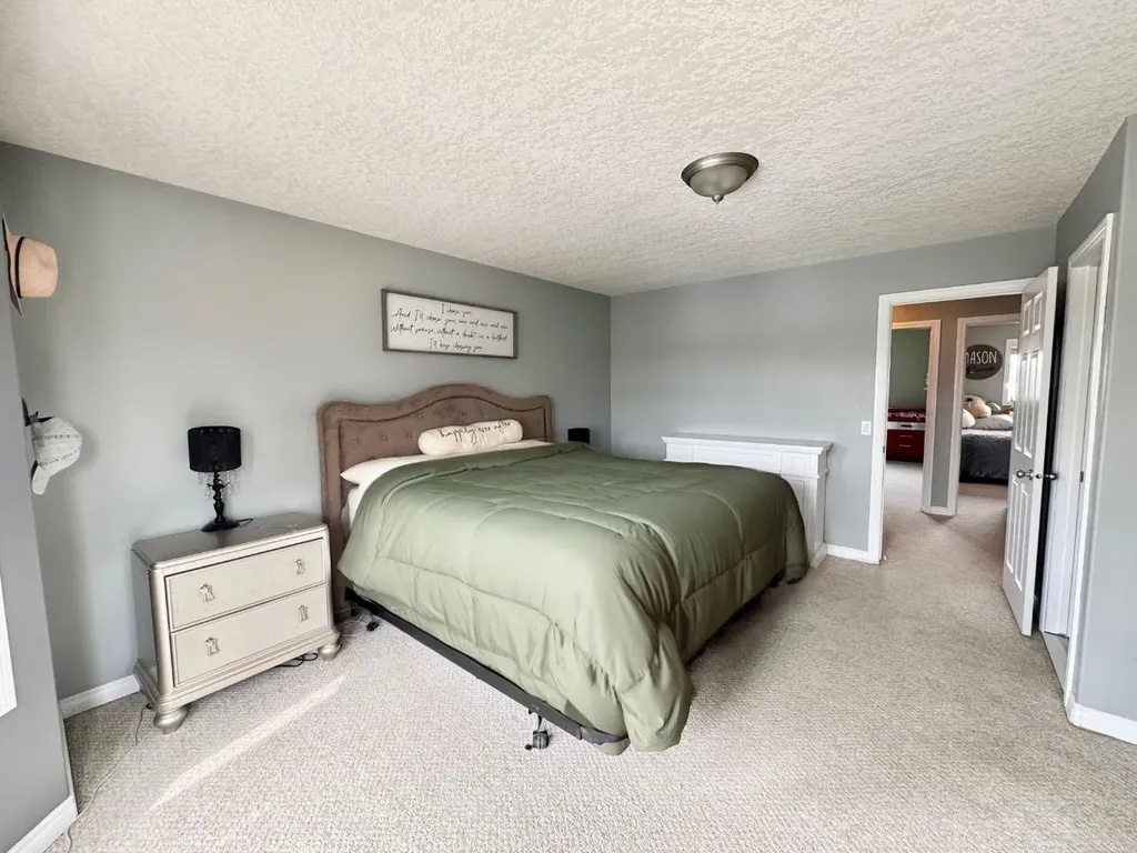 9 Leedy Drive Whitecourt AB T7S 1X2