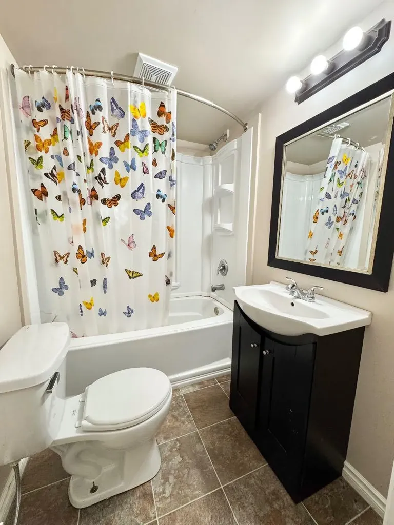 9 Leedy Drive Whitecourt AB T7S 1X2