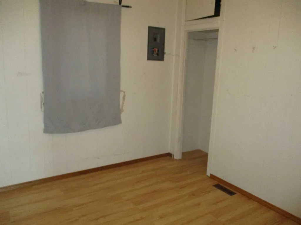 322 7th Avenue SE Manning AB T0H 2M0
