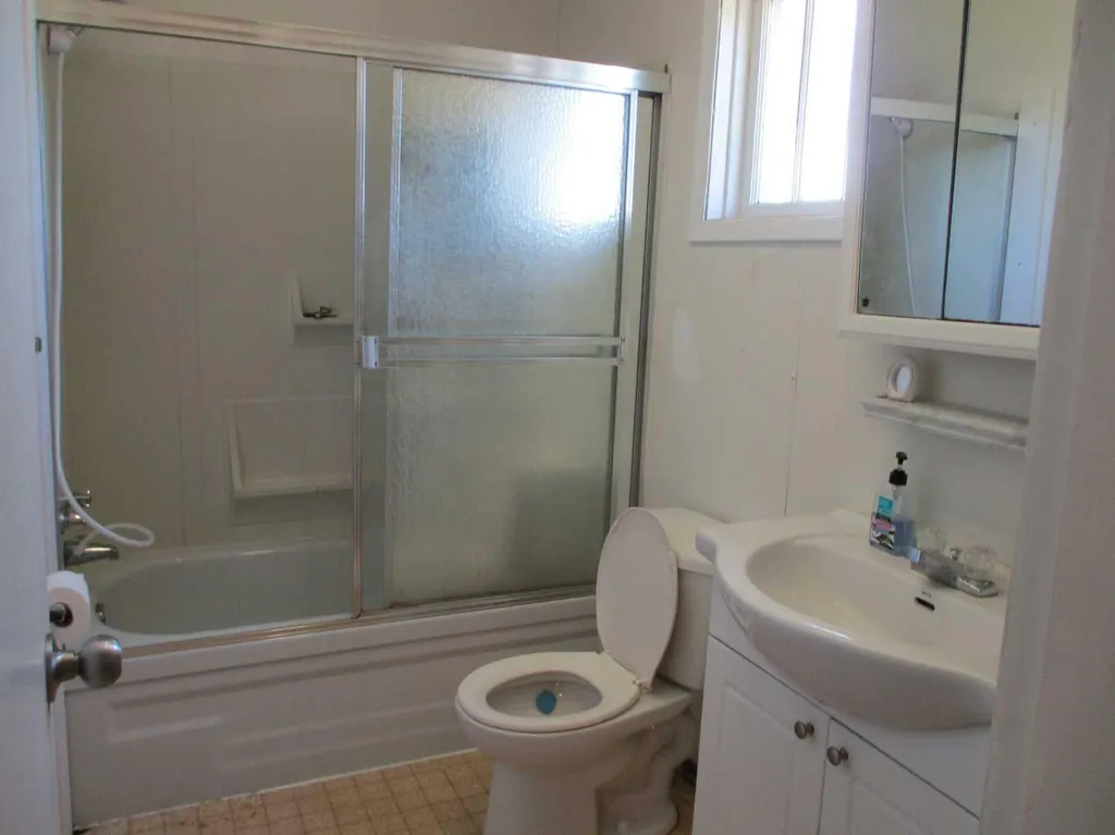 322 7th Avenue SE Manning AB T0H 2M0