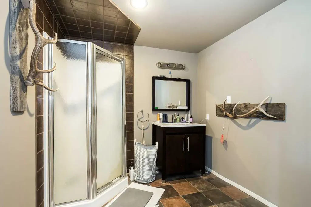 222041B Range Road 52 Magrath AB T0K1J0