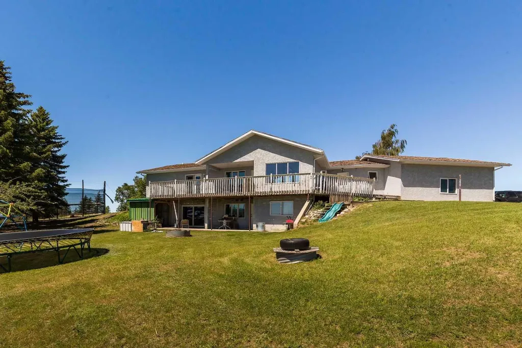 222041B Range Road 52 Magrath AB T0K1J0