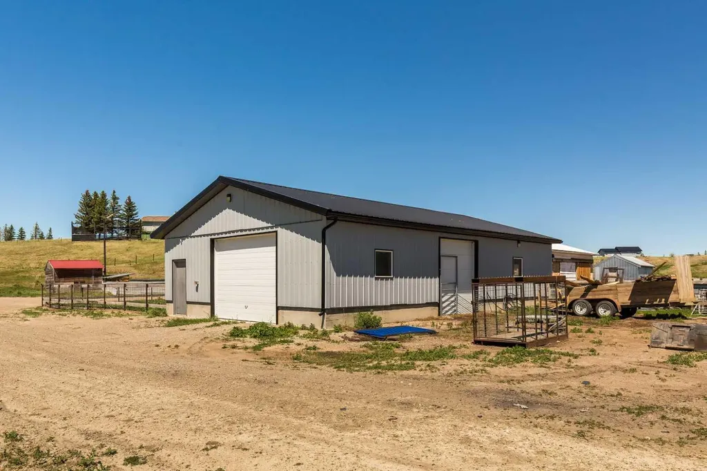 222041B Range Road 52 Magrath AB T0K1J0