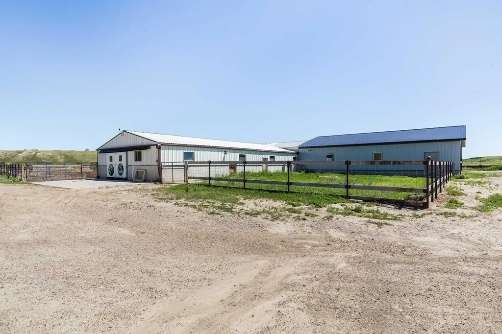 222041B Range Road 52 Magrath AB T0K1J0