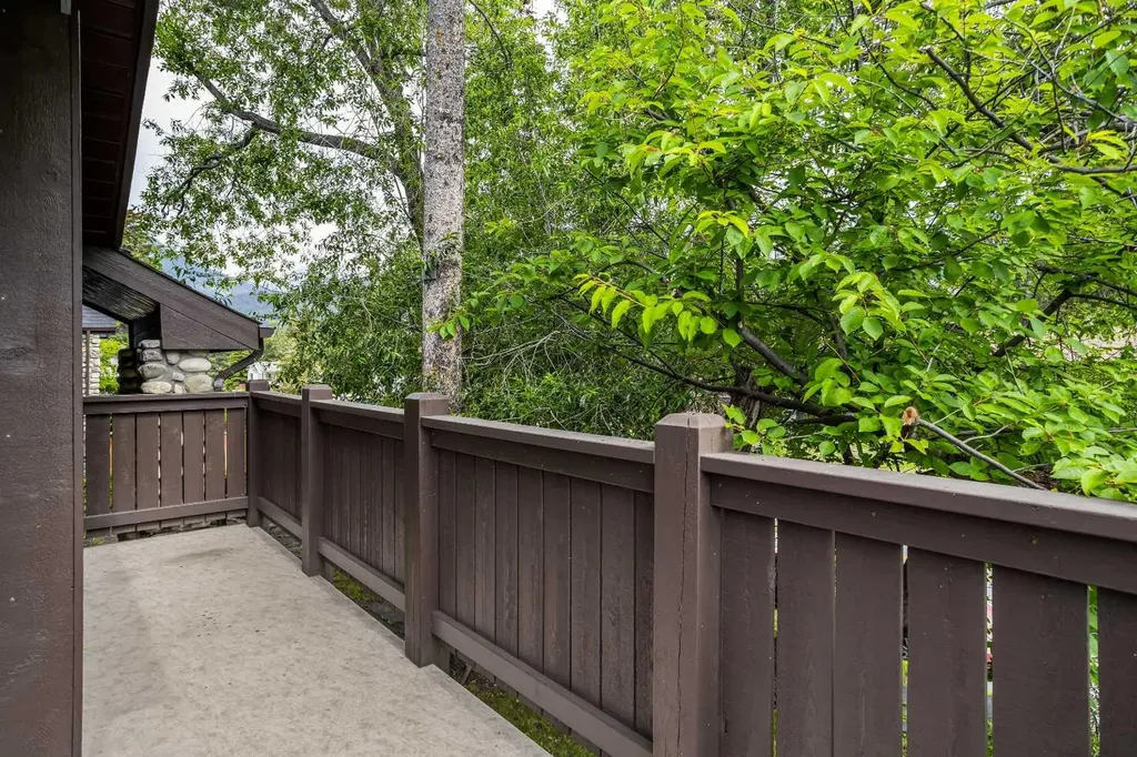 349 Otter Street Banff AB T1L1C4