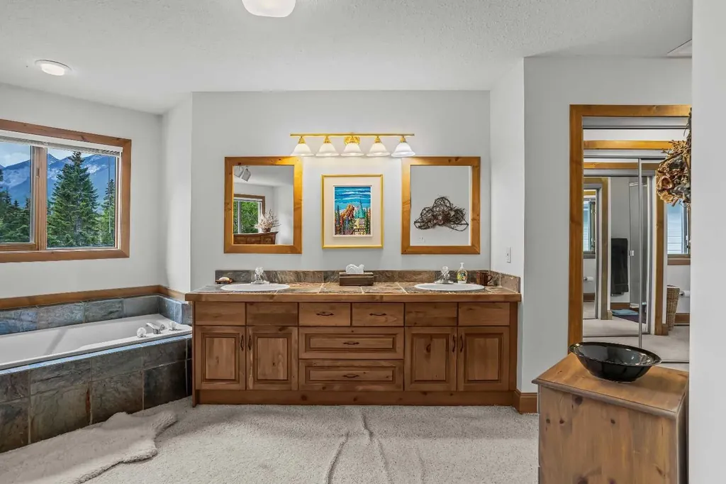 349 Otter Street Banff AB T1L1C4