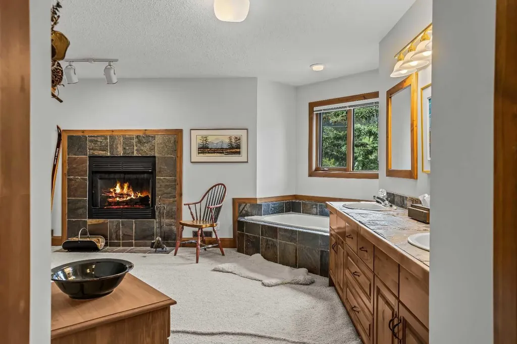 349 Otter Street Banff AB T1L1C4