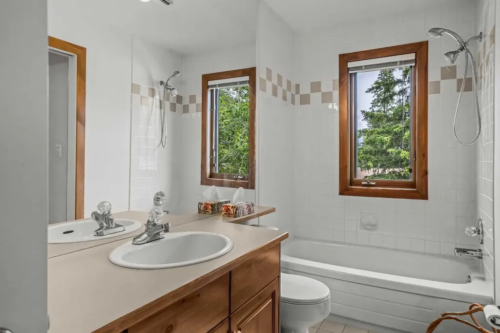 349 Otter Street Banff AB T1L1C4