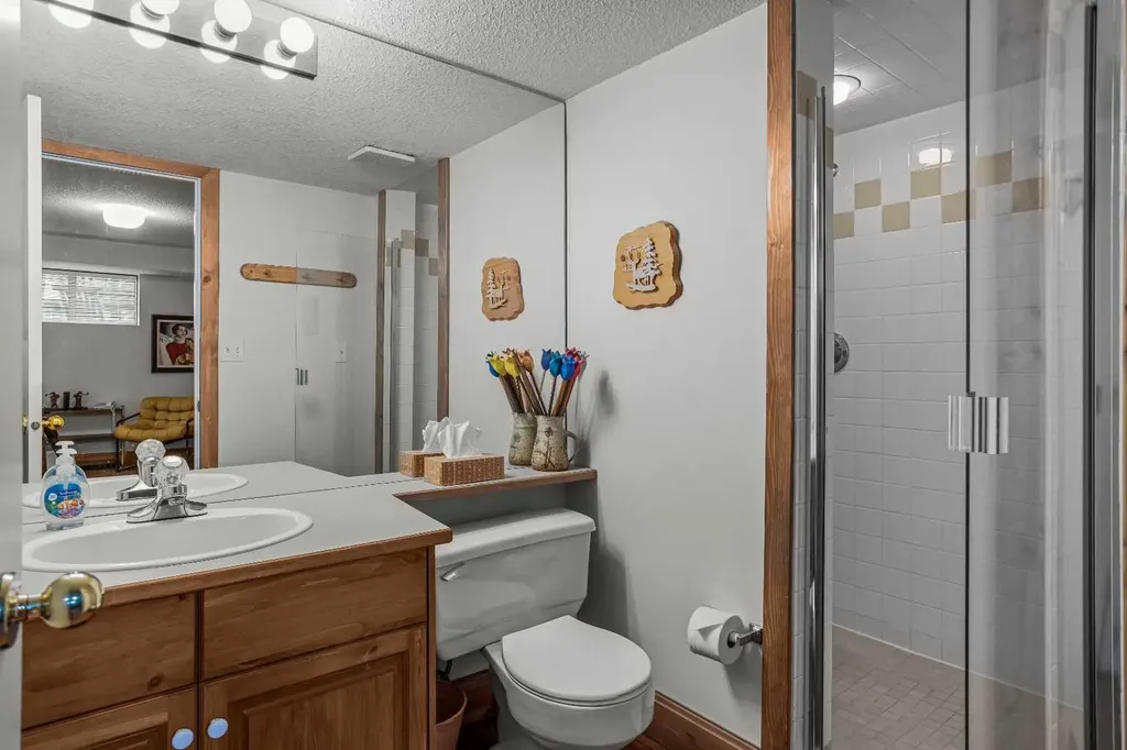 349 Otter Street Banff AB T1L1C4