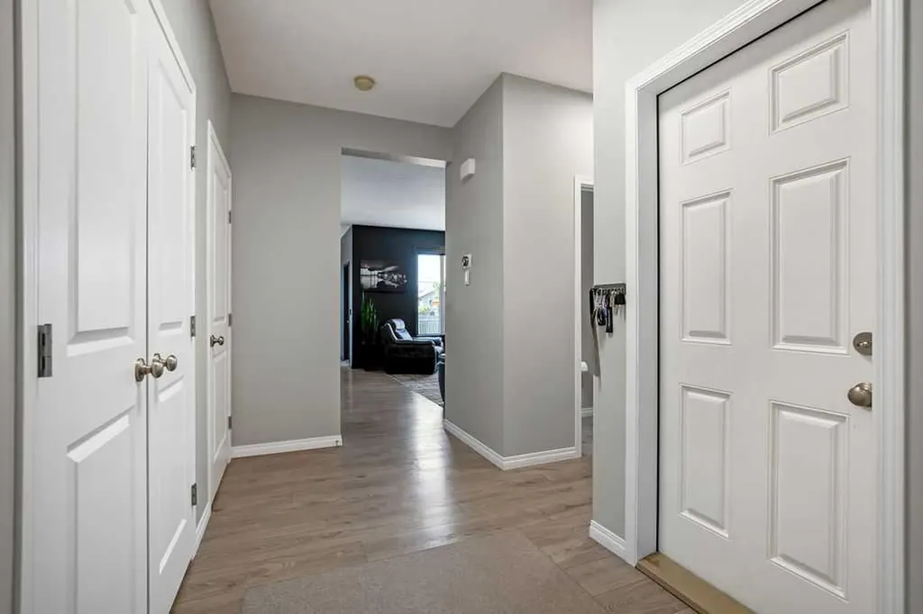 627 Hamptons Place SE High River AB T1V 0A9