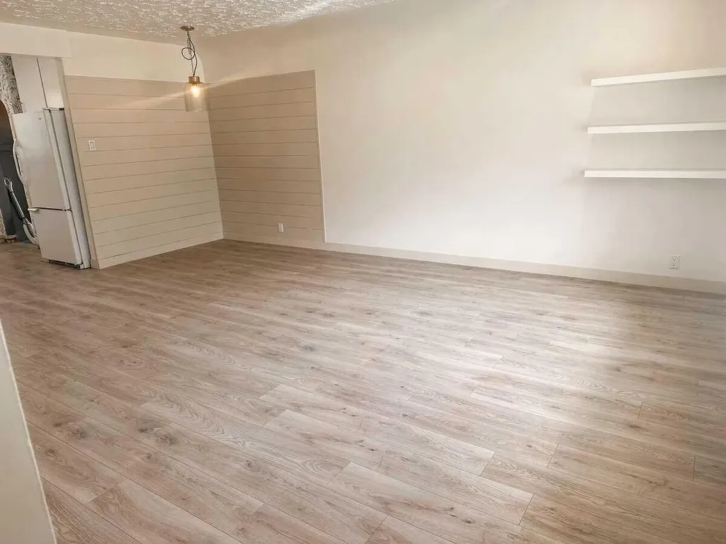5009 51 Avenue Taber AB T1G 1N3
