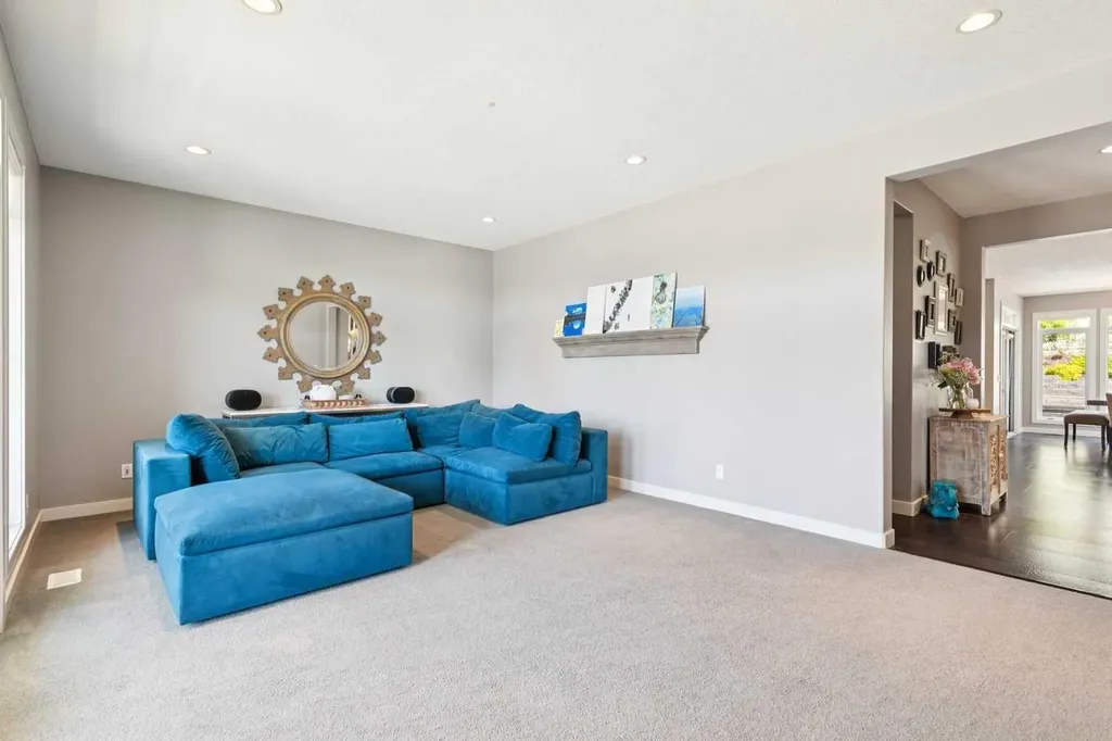 119 Springbluff Boulevard SW Calgary AB T3H 4V3