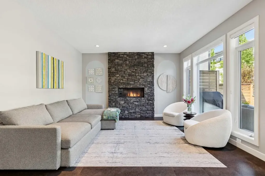 119 Springbluff Boulevard SW Calgary AB T3H 4V3