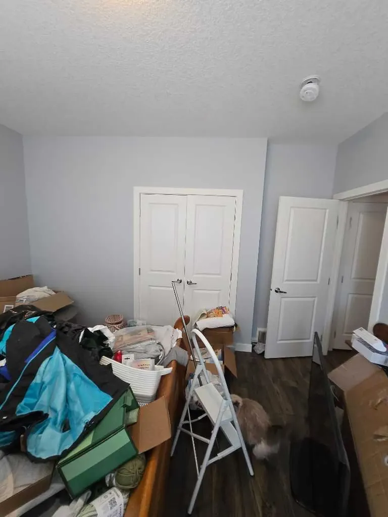 805 7 Avenue Fox Creek AB t0h1p0