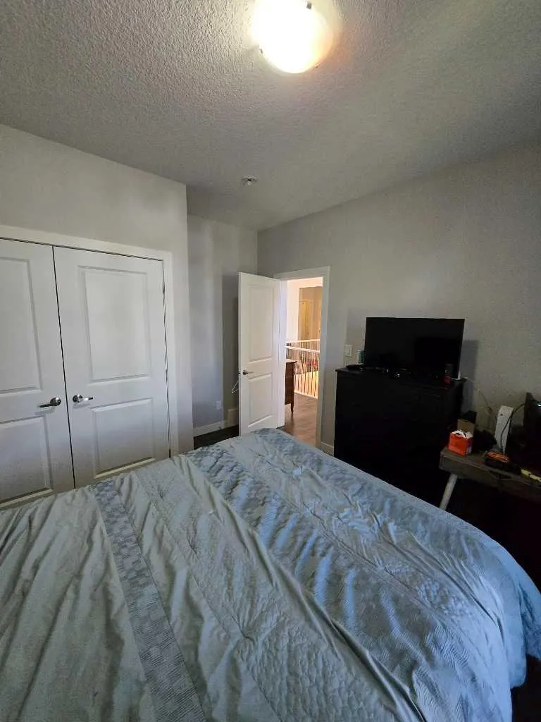 805 7 Avenue Fox Creek AB t0h1p0