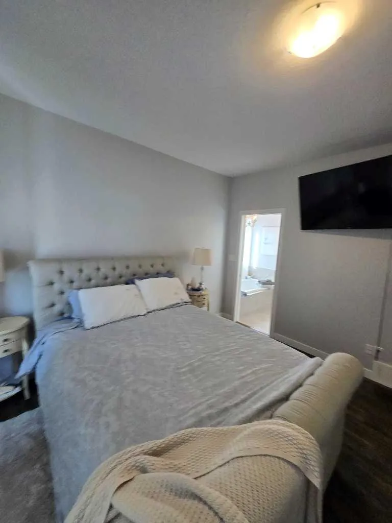 805 7 Avenue Fox Creek AB t0h1p0