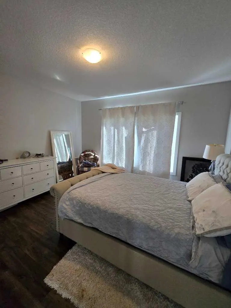805 7 Avenue Fox Creek AB t0h1p0