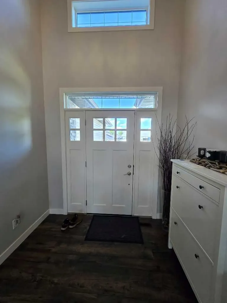 805 7 Avenue Fox Creek AB t0h1p0