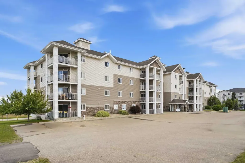 3 Broadway Rise Sylvan Lake AB T4S 0G9