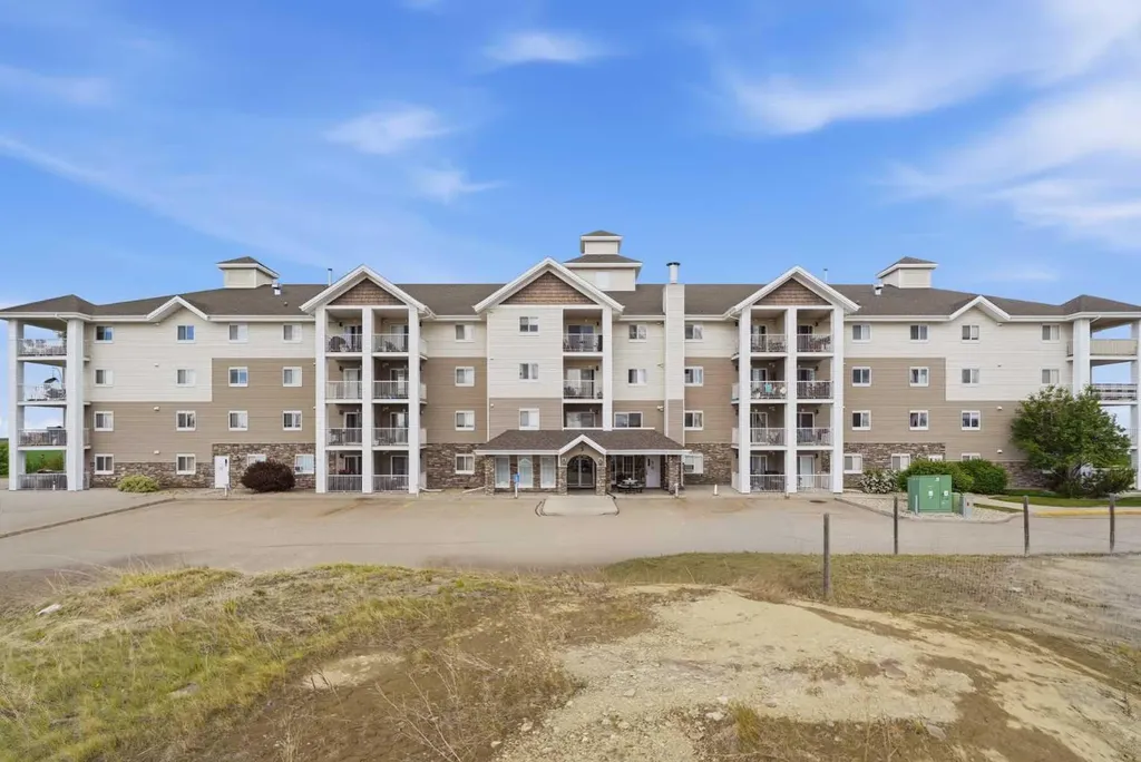 3 Broadway Rise Sylvan Lake AB T4S 0G9