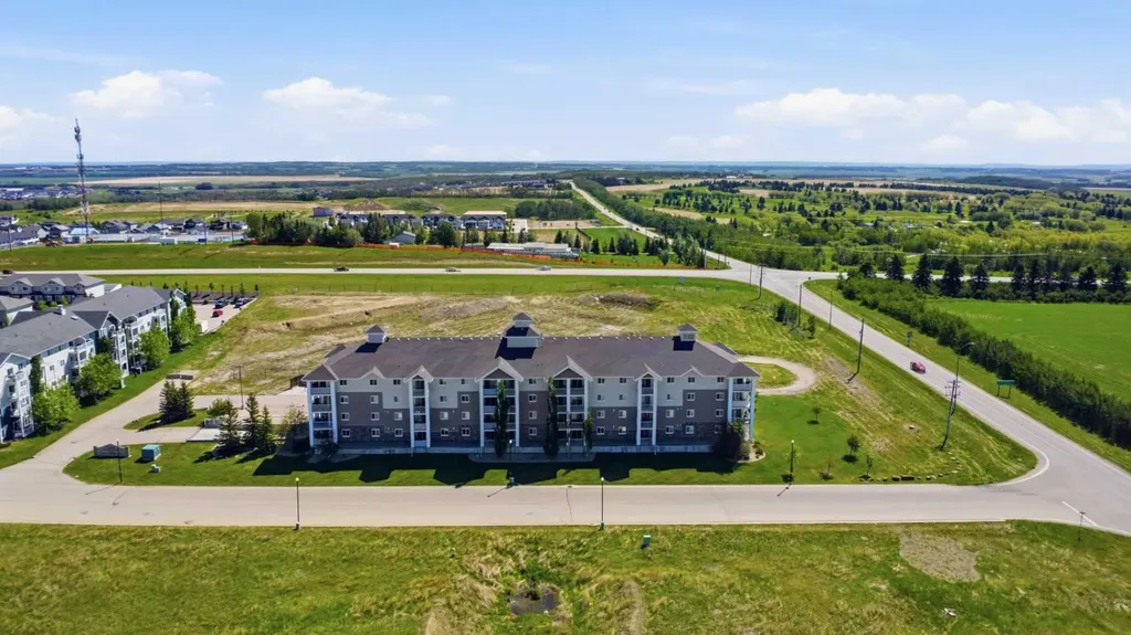 3 Broadway Rise Sylvan Lake AB T4S 0G9