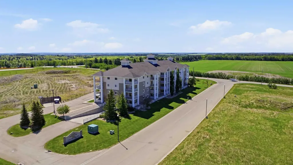 3 Broadway Rise Sylvan Lake AB T4S 0G9
