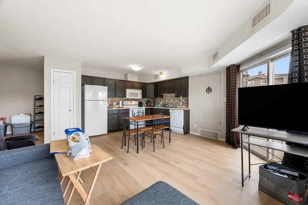 1804 48 Avenue Lloydminster SK S9V 1K2