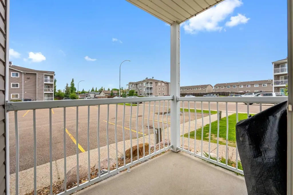 1804 48 Avenue Lloydminster SK S9V 1K2