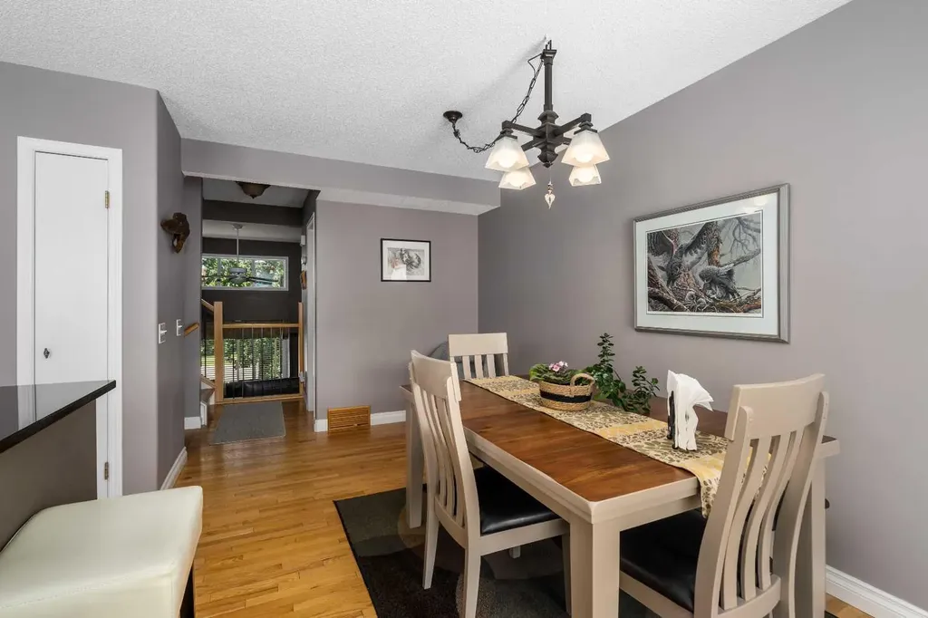47 Millrose Place SW Calgary AB T2Y 3J6