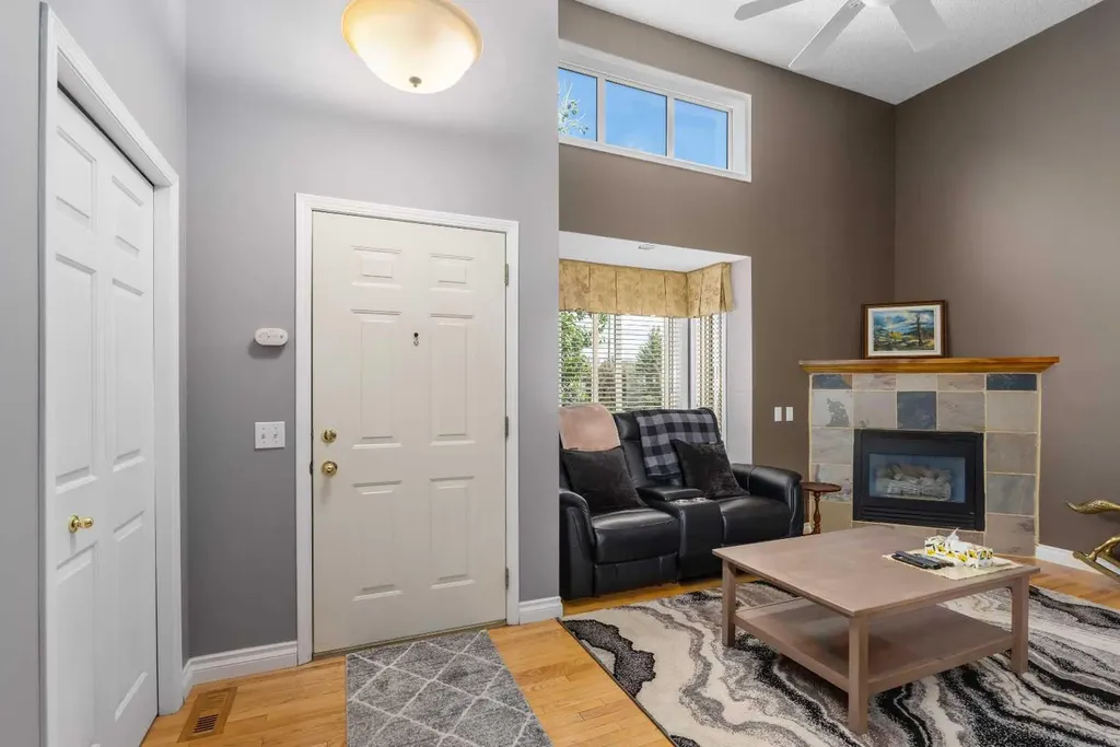 47 Millrose Place SW Calgary AB T2Y 3J6