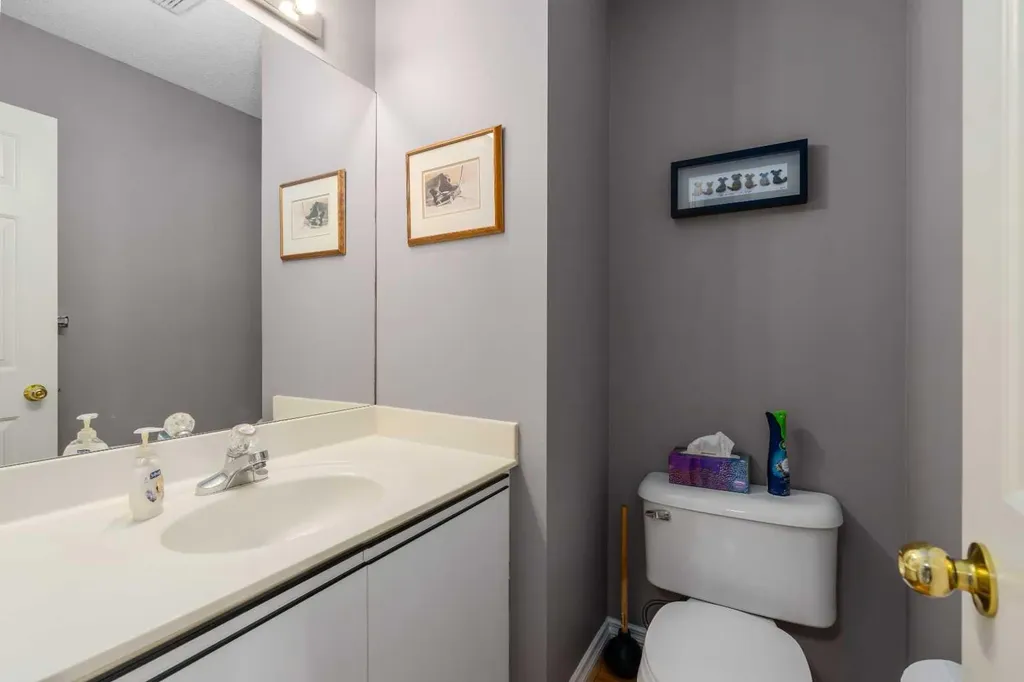 47 Millrose Place SW Calgary AB T2Y 3J6