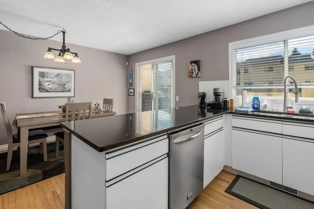 47 Millrose Place SW Calgary AB T2Y 3J6