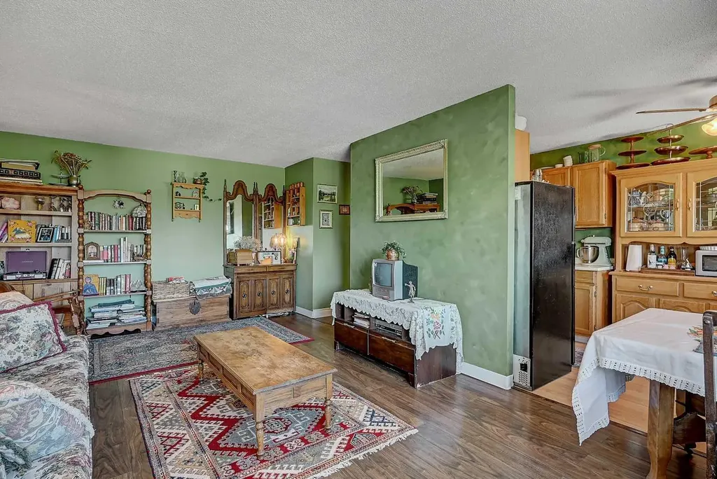 10230 106 Avenue Grande Prairie AB T8V5G8