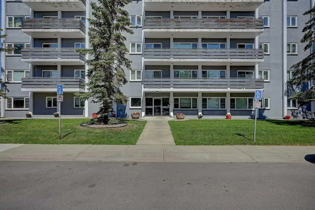 10230 106 Avenue Grande Prairie AB T8V5G8