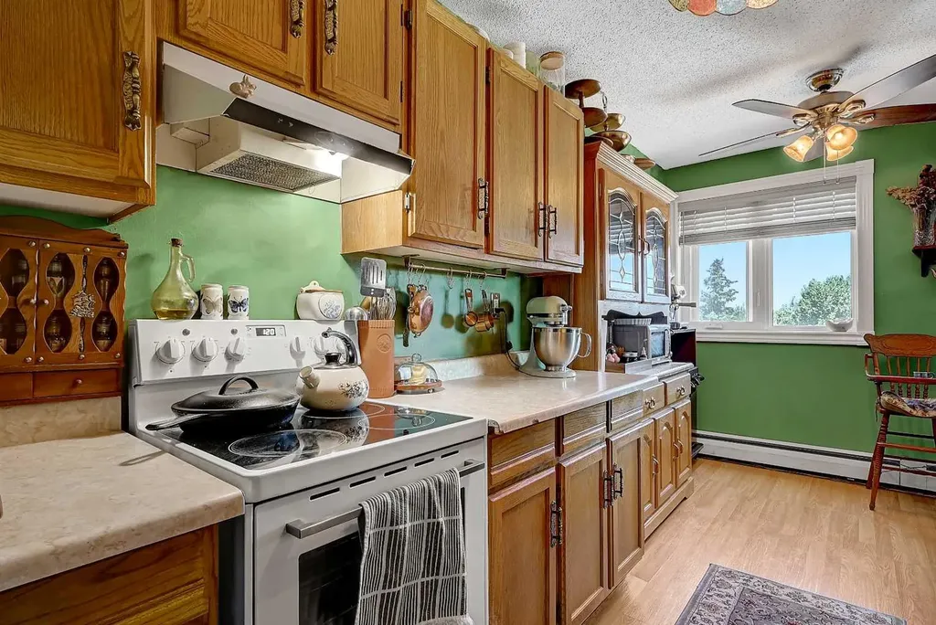 10230 106 Avenue Grande Prairie AB T8V5G8