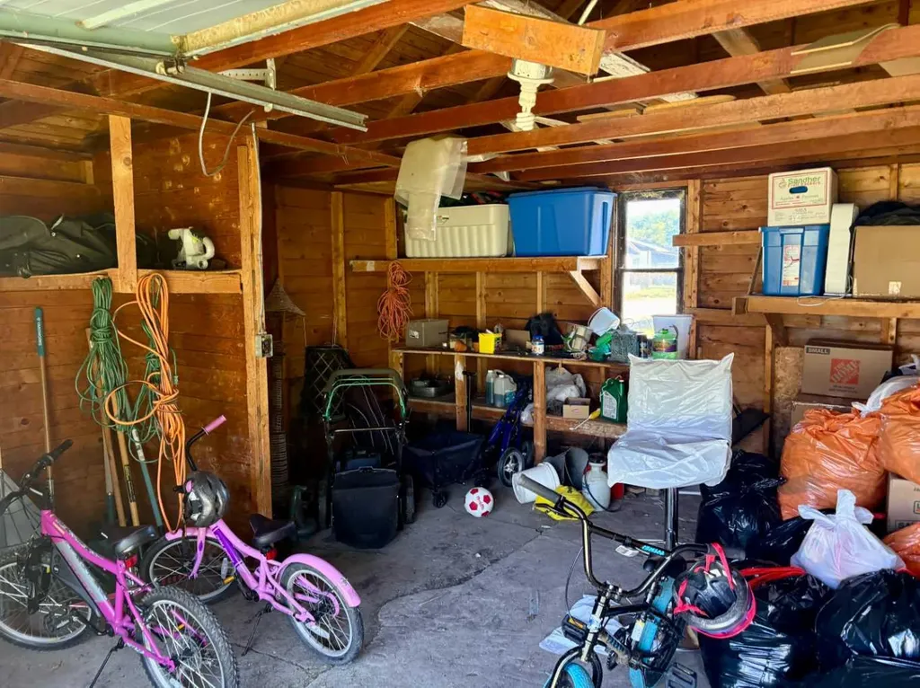 5032 48 Street Mannville AB T0B 2W0
