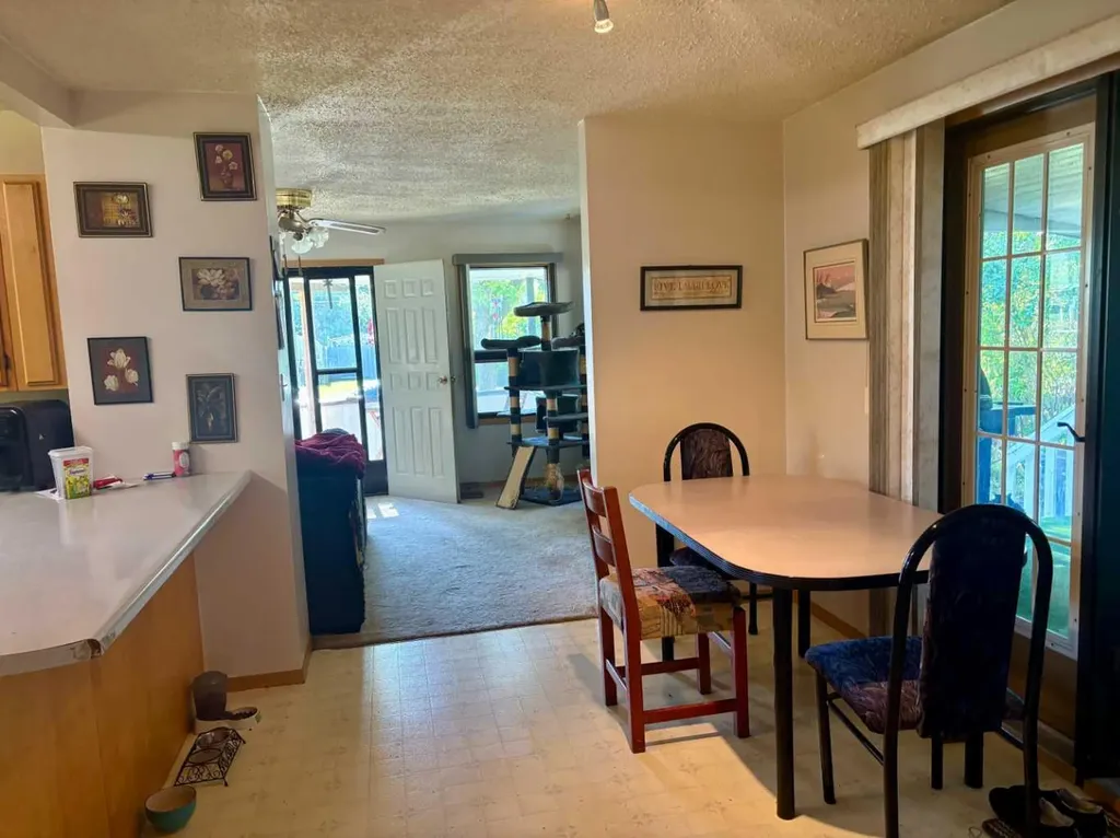 5032 48 Street Mannville AB T0B 2W0
