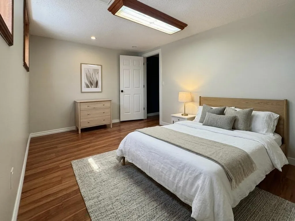 533 23 Street S Lethbridge AB T1J 3M9